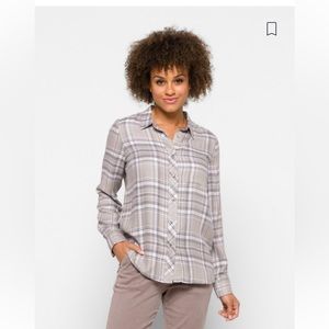 NWOT Mello Day Super Soft Button Down Long Sleeved Shirt